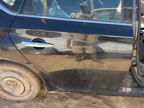 2014 Nissan Sentra Rear Door RH Super Black KH3 — photo 1
