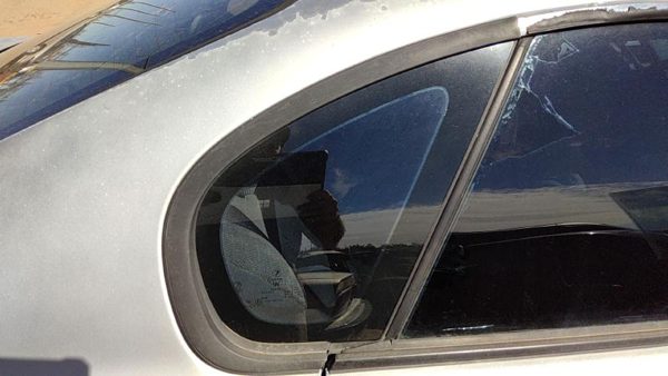 00-04 Subaru Legacy Passenger Right Rear Quarter Glass Back Side Window Sedan — photo 1