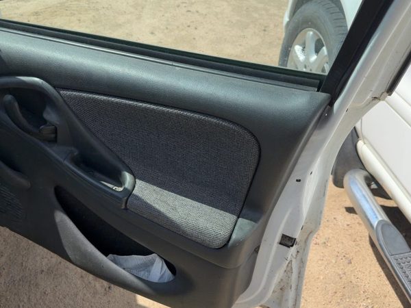 99-02 Chevy Cavalier Passenger Right Front Door Trim Panel Manual Graphite 12C — photo 2