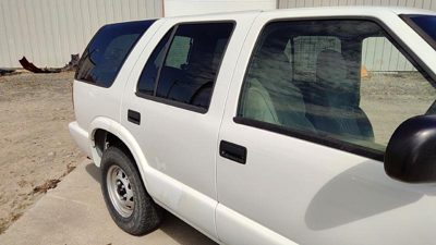 1999 Blazer S10/jimmy S15 Rear Door RH White 50U