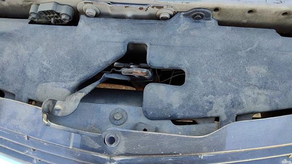 00-05 Latch Assembly With Bracket Chevy Impala Hood Latch Assembly With Bracket — photo 3