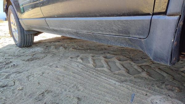 2009-2012 Gmc Acadia Passenger Right Lower Rocker Panel Moulding Side Skirt Oem — photo 2