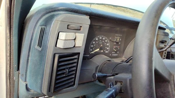 1993 GMC Safari Dash Panel Blue — photo 4