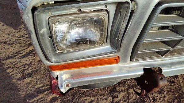 1978-1979 Ford F150 Passenger Right Head Light Surround Door Trim Oem D8tz13064e — photo 2