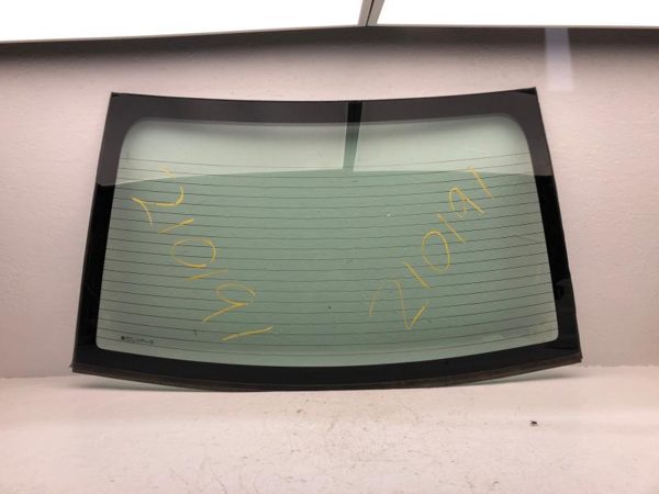 2013 Chevrolet Cruze Back Glass/window — photo 3