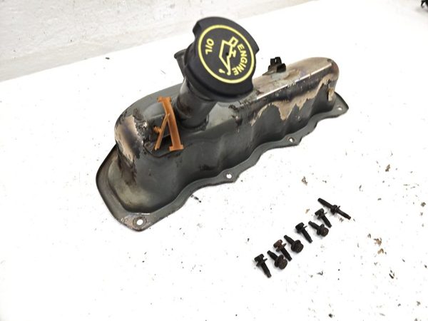 1994 Ford Explorer 2 Dr Passenger Right Valve Cover With Bolts Oem 4.0L — photo 2