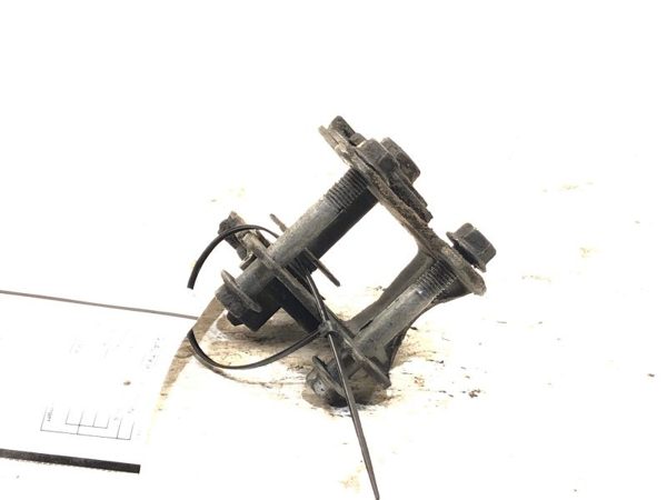 84-96 Corvette Passenger Right Rear Control Arm Mounting Bracket Transverse — photo 8