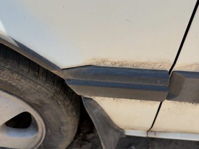 1988-1989 Honda Accord LX Driver Left Front Fender Trim OEM 75321-SE3-A13