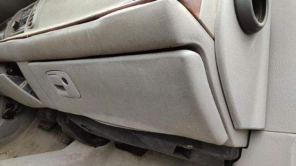 1997-2005 Buick Park Ave Glove Box Assembly Complete Door With Latch Oem Gray — photo 2