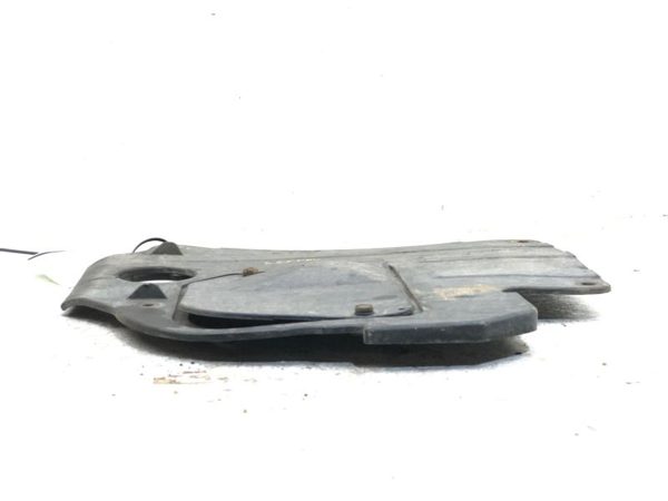 2002 GMC Envoy Under Engine Skid Plate OEM Lower Plastic Shield Bottom Cover — photo 7