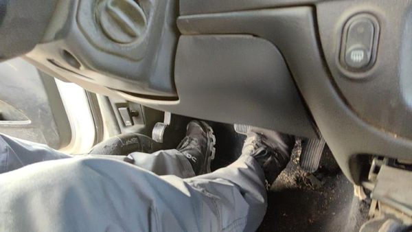 2005 Ford Crown Victoria Dash Panel Black — photo 2
