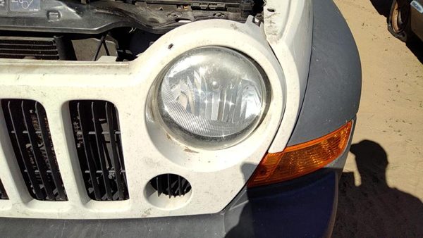 2005-2007 Jeep Liberty Driver Left Head Light Oem Front Lamp 55157141Aa — photo 2
