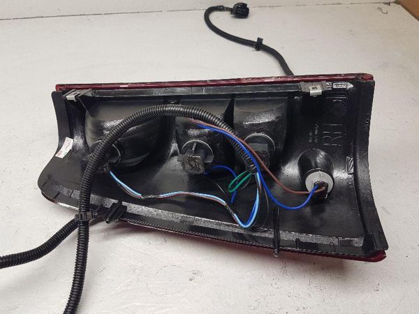 2003 Silverado 1500 Passenger Right Tail Light Brake Lamp Rear Wiring Harness — photo 8
