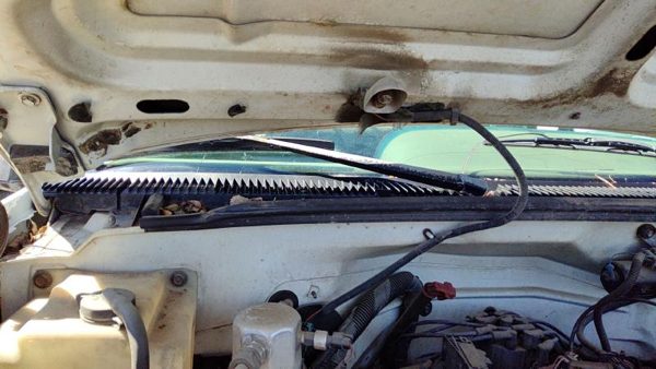 94-99 Chevy Silverado 1500 Passenger Right Windshield Wiper Arm Oem Blade Lever — photo 2
