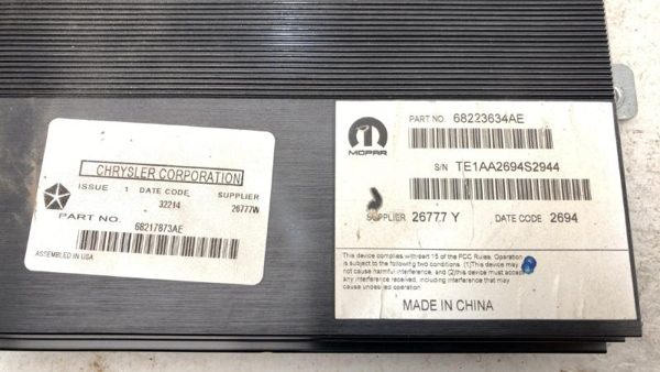 2015-2017 Chrysler 200 Factory Amplifier Oem Stock Amp Stereo 68217873Ag — photo 4