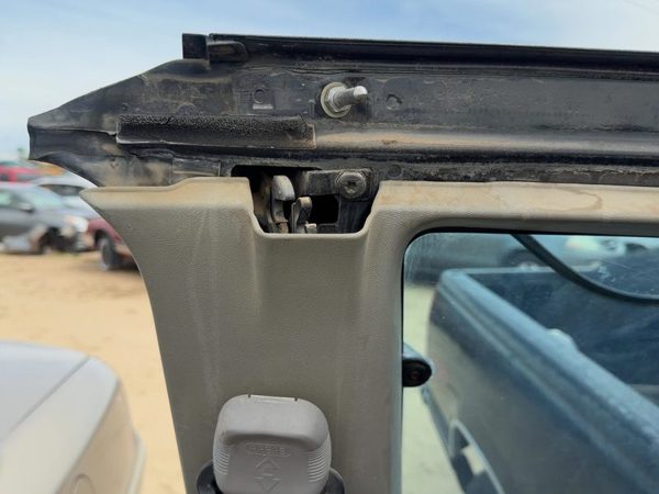 96-99 Silverado 1500 Passenger Right Rear Door Latch With Rods/Cables Oem Back — photo 2