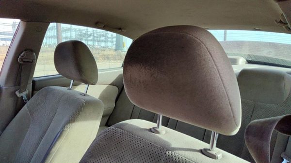 2005-2006 Nissan Altima Pair Of Front Headrests Oem Left Right Set Seat — photo 1