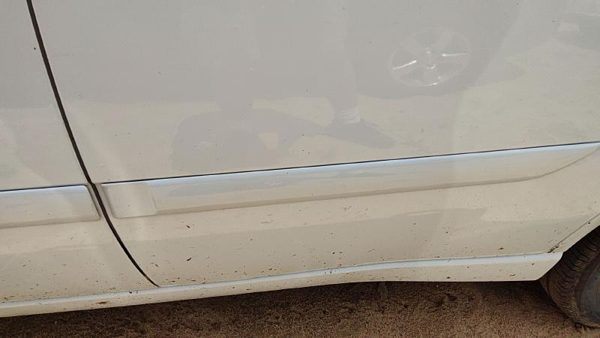 00-07 Focus Station Wagon Driver Left Rear Moulding From Door Back Trim Strip — photo 5