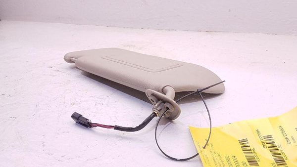 2004 Cadillac Srx Driver Sun Visor Without Illumination 25756069 — photo 6