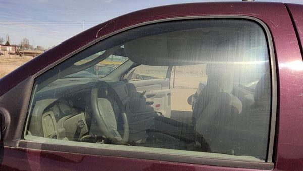 03-09 Dodge Ram 2500 Driver Left Front Side Window Door Glass Regular Cab Oem — photo 3