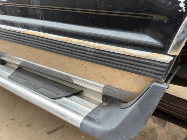88-94 Chevy Silverado 1500 Driver Left Rear Moulding On Front Of Box Oem — photo 4