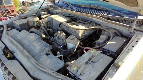 2002 Ford Explorer Axle Shaft RH — photo 2