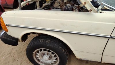 1979-1985 Mercedes 300Td Driver Left Moulding From Fender Oem Trim Strip White