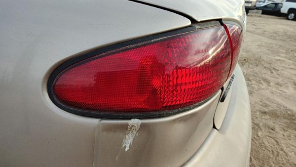 1995-1997 Ford Contour Driver Left Outer Tail Light Brake Lamp Oem Rear — photo 3