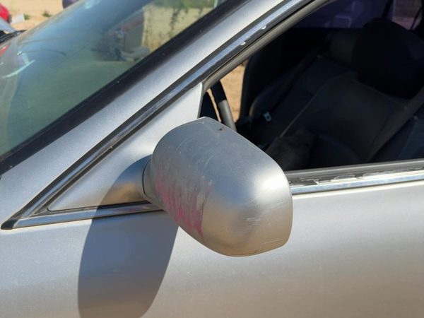 2005 Cadillac Deville Door Mirror LH Platinum 67U — photo 3