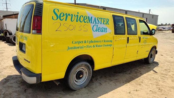 2002 Chevy Express 3500 — vehicle photo 5