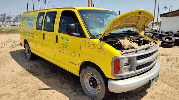 2002 Chevy Express 3500 — vehicle photo 6