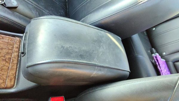 2003-2005 Hyundai Xg350 Center Console Lid Only Oem Arm Rest Fold Down Black — photo 2
