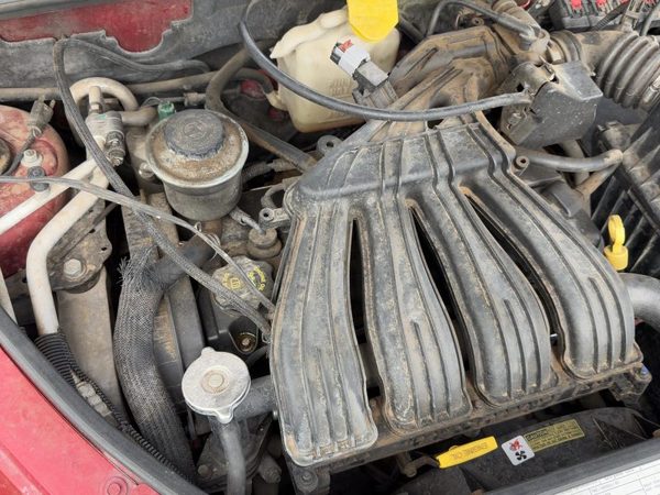 2001-2010 Chrysler Pt Cruiser Valve Cover Oem 2.4L Without Turbo 4777473Ab — photo 4