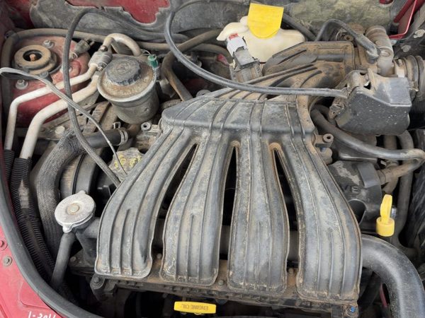 2001-2010 Chrysler Pt Cruiser Valve Cover Oem 2.4L Without Turbo 4777473Ab — photo 3