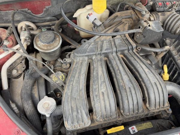 2001-2010 Chrysler Pt Cruiser Valve Cover Oem 2.4L Without Turbo 4777473Ab — photo 5