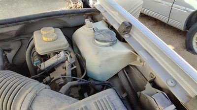 93-95 Jeep Grand Cherokee Windshield Washer Fluid Reservoir With Pump Wiper Tank