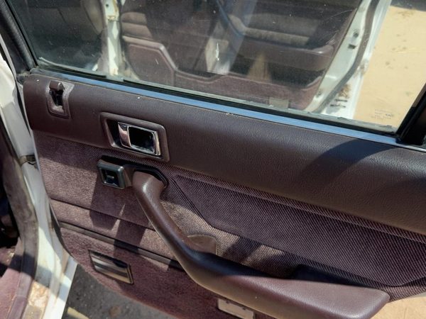 88-89 Accord Lx Passenger Right Rear Door Trim Panel With Switches Back Maroon — photo 3