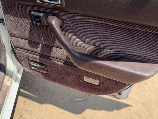 88-89 Accord Lx Passenger Right Rear Door Trim Panel With Switches Back Maroon — photo 6