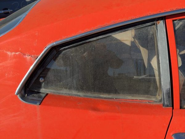 1976 Ford Maverick Quarter Glass/window RH Passenger Right Rear Glass Back Side — photo 3