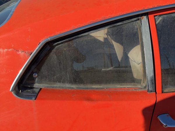 1976 Ford Maverick Quarter Glass/window RH Passenger Right Rear Glass Back Side — photo 4