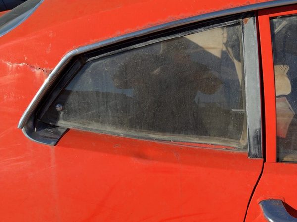 1976 Ford Maverick Quarter Glass/window RH Passenger Right Rear Glass Back Side — photo 5