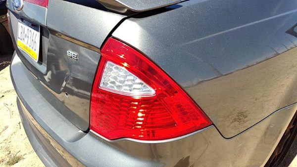 2010-2012 Ford Fusion Passenger Right Tail Light Brake Lamp Oem Rear 9E5Z13404A — photo 1