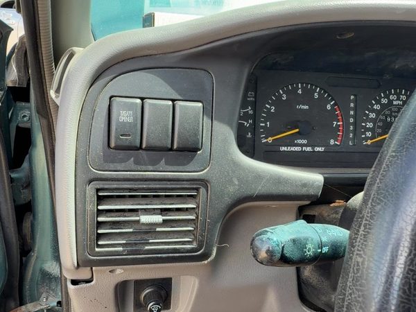 1995-1997 Isuzu Rodeo Trim Bezel Around Speedometer Oem Dash Surround Panel — photo 6
