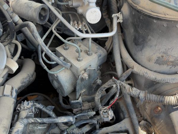 97-99 Nissan Maxima Complete Anti Lock Brake Pump Unit Oem Abs Module Assembly — photo 1