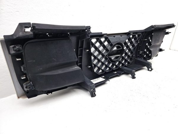 2004-2007 Nissan Titan Front Grille Assembly Oem Q10 White 623107S300 — photo 11