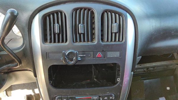 2005-2007 Town & Country Trim Bezel Around Radio Surround Dash Panel Oem Gray — photo 3