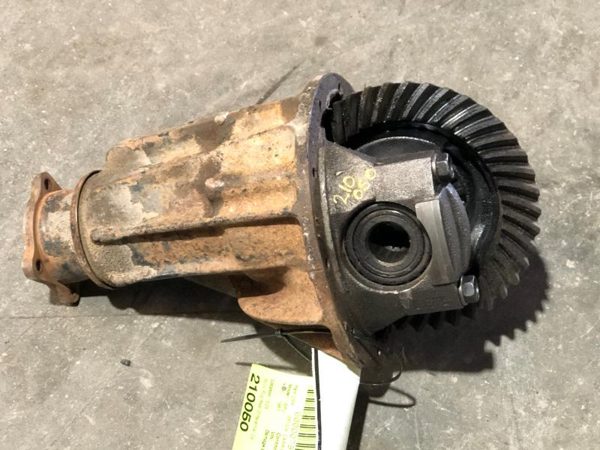 1986-1989 Isuzu Pup Rear Carrier Differential Third Member Oem 4.10 Ratio — photo 7