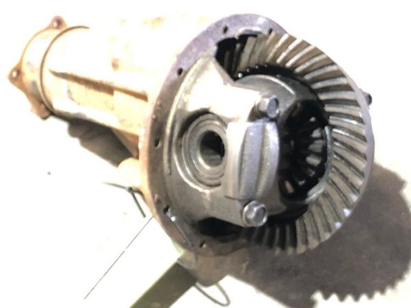 1986-1989 Isuzu Pup Rear Carrier Differential Third Member Oem 4.10 Ratio — photo 8