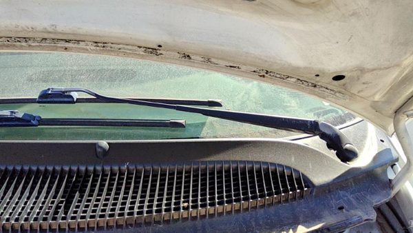 2003-2007 Dodge Caravan Driver Left Windshield Wiper Arm Oem Blade Lever — photo 2