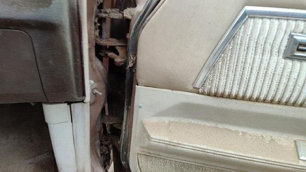 78-83 Chevy Malibu Passenger Right Front Upper Lower Door Hinge Pair Set 4 Door — photo 1